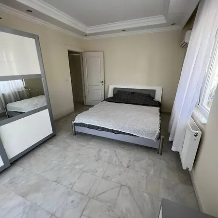 двухэтажный пентхаус с видом на море и горы Appartement